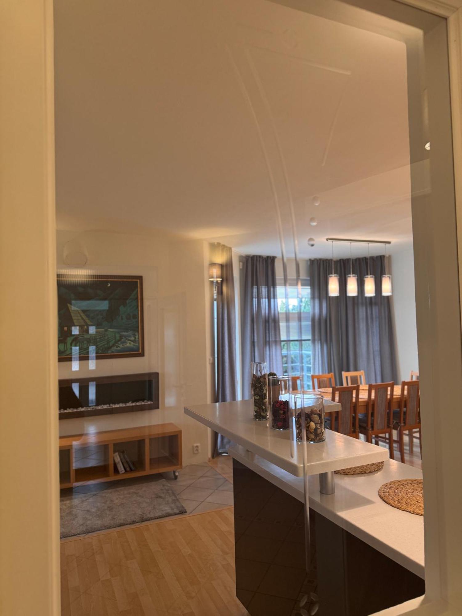 Diamondvilla, 4 Bedroom Apartment, Garden & Spa براغ المظهر الخارجي الصورة