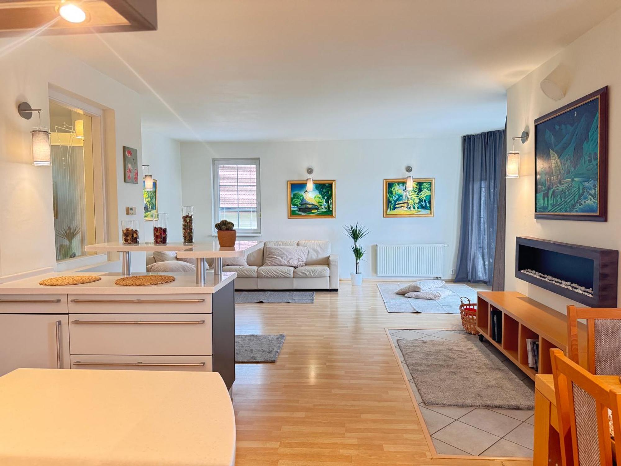 Diamondvilla, 4 Bedroom Apartment, Garden & Spa براغ المظهر الخارجي الصورة